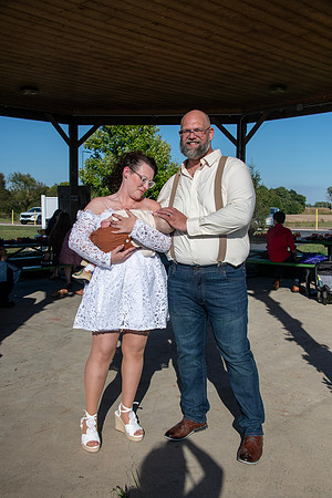 54904