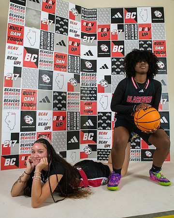 Womens bball 20252124