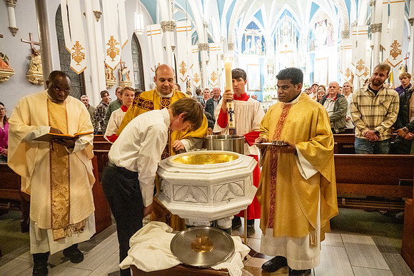Easter vigil 2026_92