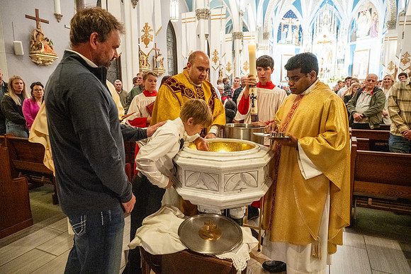 Easter vigil 2026_94