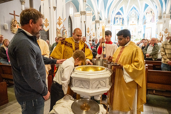 Easter vigil 2026_100