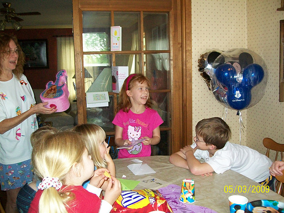 Libby's Disney B-Day party @ Home 020