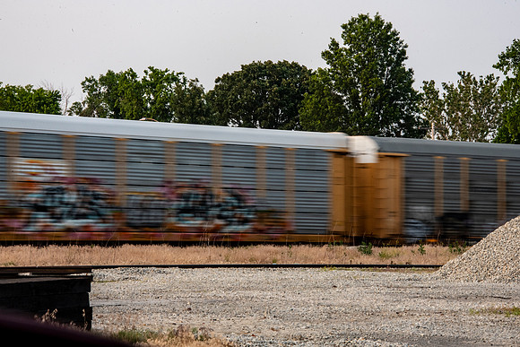 21285