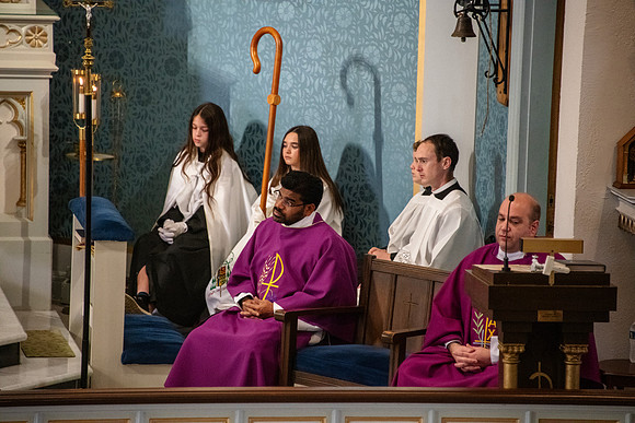 st francis bishop300