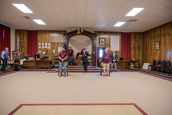 31968