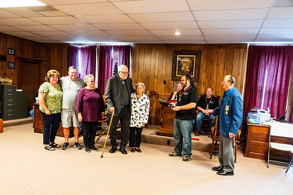 32007