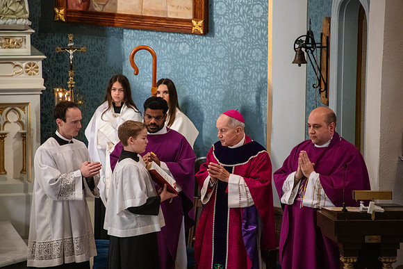 st francis bishop205