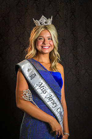 35806